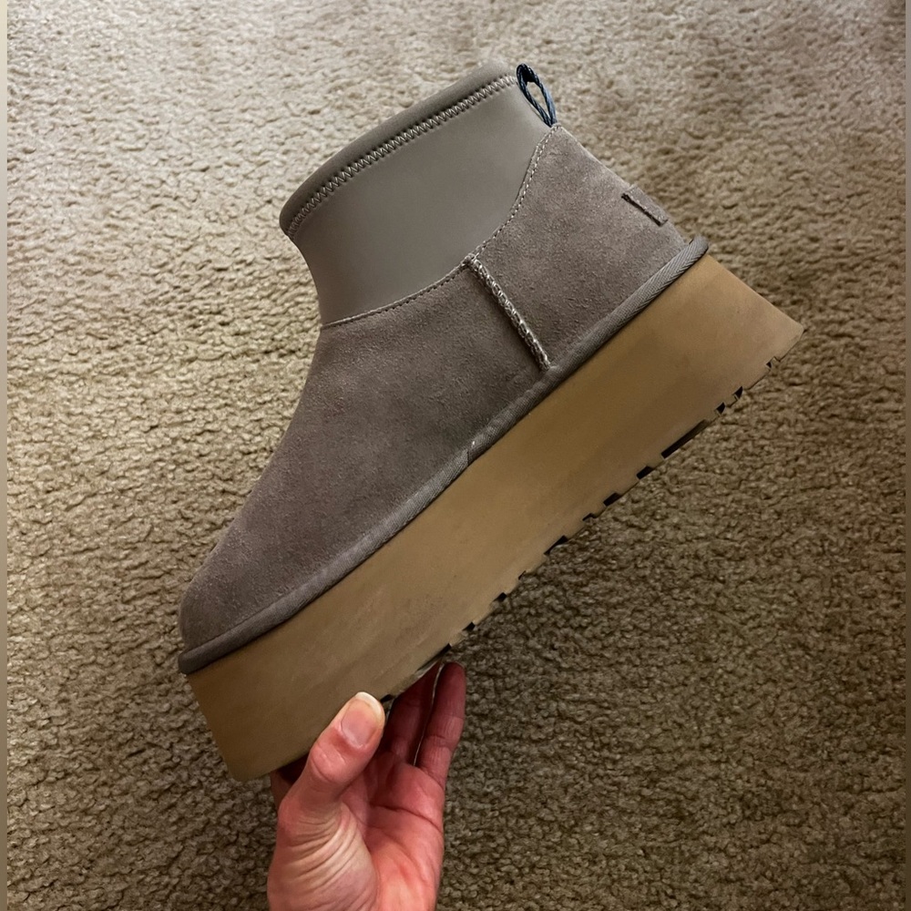 UGG MINI DRAPER SMOKE PLUM